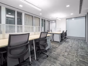 5 Person Private Office