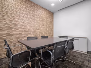 4 Person Private Office