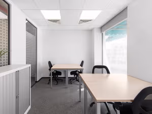 7 Person Private Office