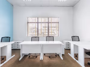 15 Person Private Office
