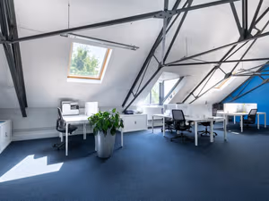 5 Person Private Office