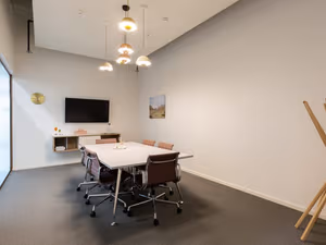 1 Person Virtual Office