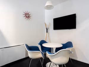 4 Person Private Office