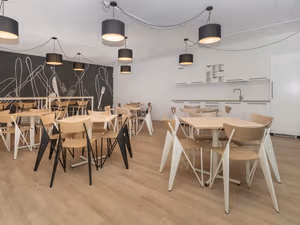 4 Person Private Office