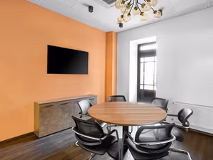 30 Person Private Office