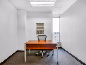 4 Person Private Office