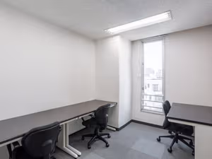 5 Person Private Office