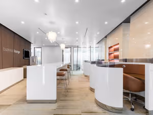 7 Person Private Office