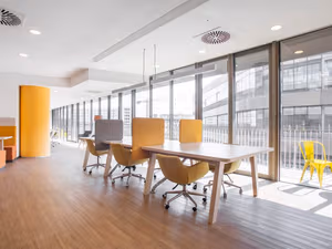 40 Person Private Office