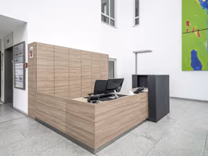 30 Person Private Office
