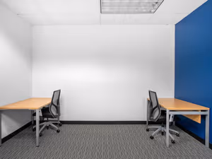 40 Person Private Office