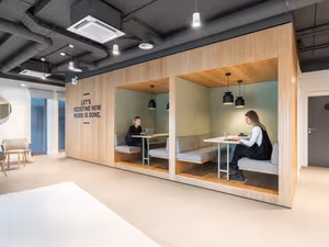 1 Person Virtual Office