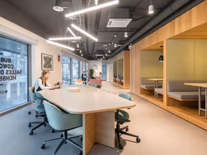 10 Person Private Office