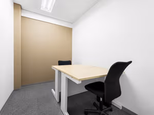 3 Person Private Office