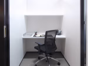 1 Person Virtual Office