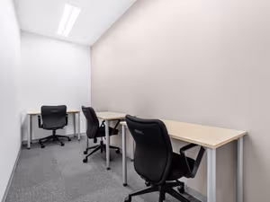 40 Person Private Office