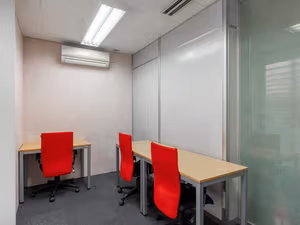 1 Person Private Office