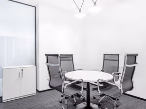 5 Person Private Office