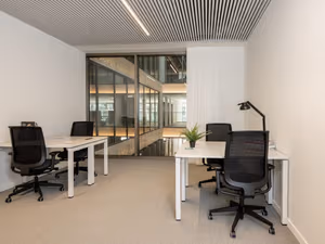 1 Person Private Office