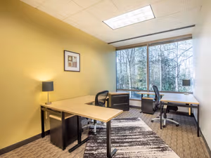 10 Person Private Office