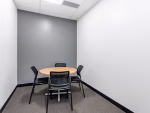 5 Person Private Office