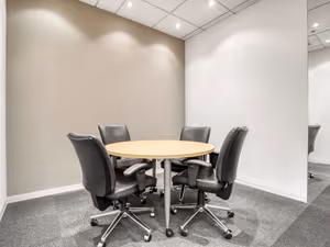 40 Person Private Office