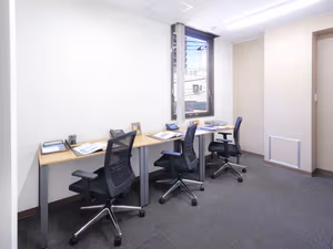 10 Person Private Office