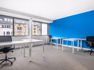 7 Person Private Office