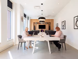 1 Person Coworking Desk