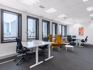 10 Person Private Office