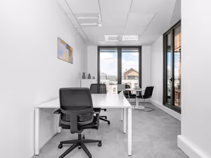 1 Person Coworking Desk