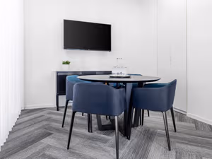 1 Person Private Office