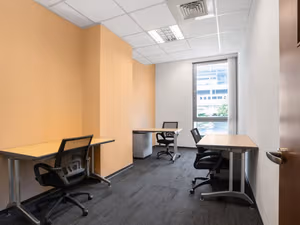 15 Person Private Office