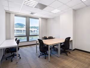 25 Person Private Office