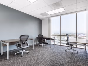 4 Person Private Office