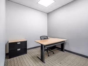 40 Person Private Office