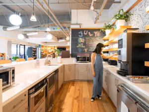 10 Person Private Office