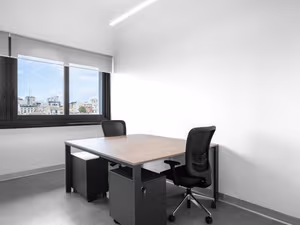 50 Person Private Office