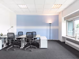 1 Person Virtual Office