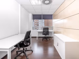 40 Person Private Office