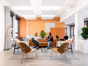 25 Person Private Office