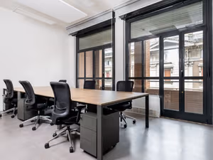 1 Person Virtual Office