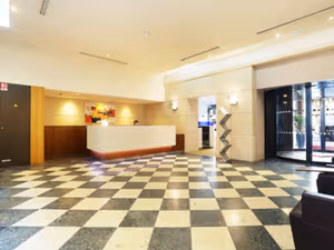 10 Person Private Office