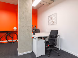 1 Person Coworking Desk