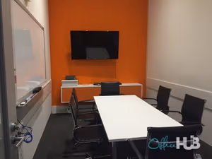 1 Person Shared Office