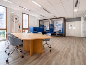 10 Person Private Office