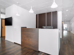 7 Person Private Office