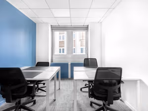 1 Person Private Office