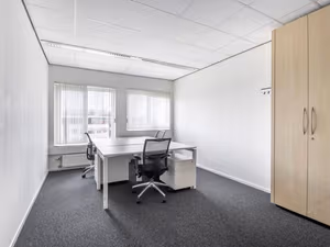 1 Person Coworking Desk