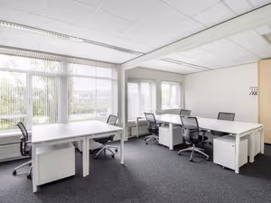 3 Person Private Office